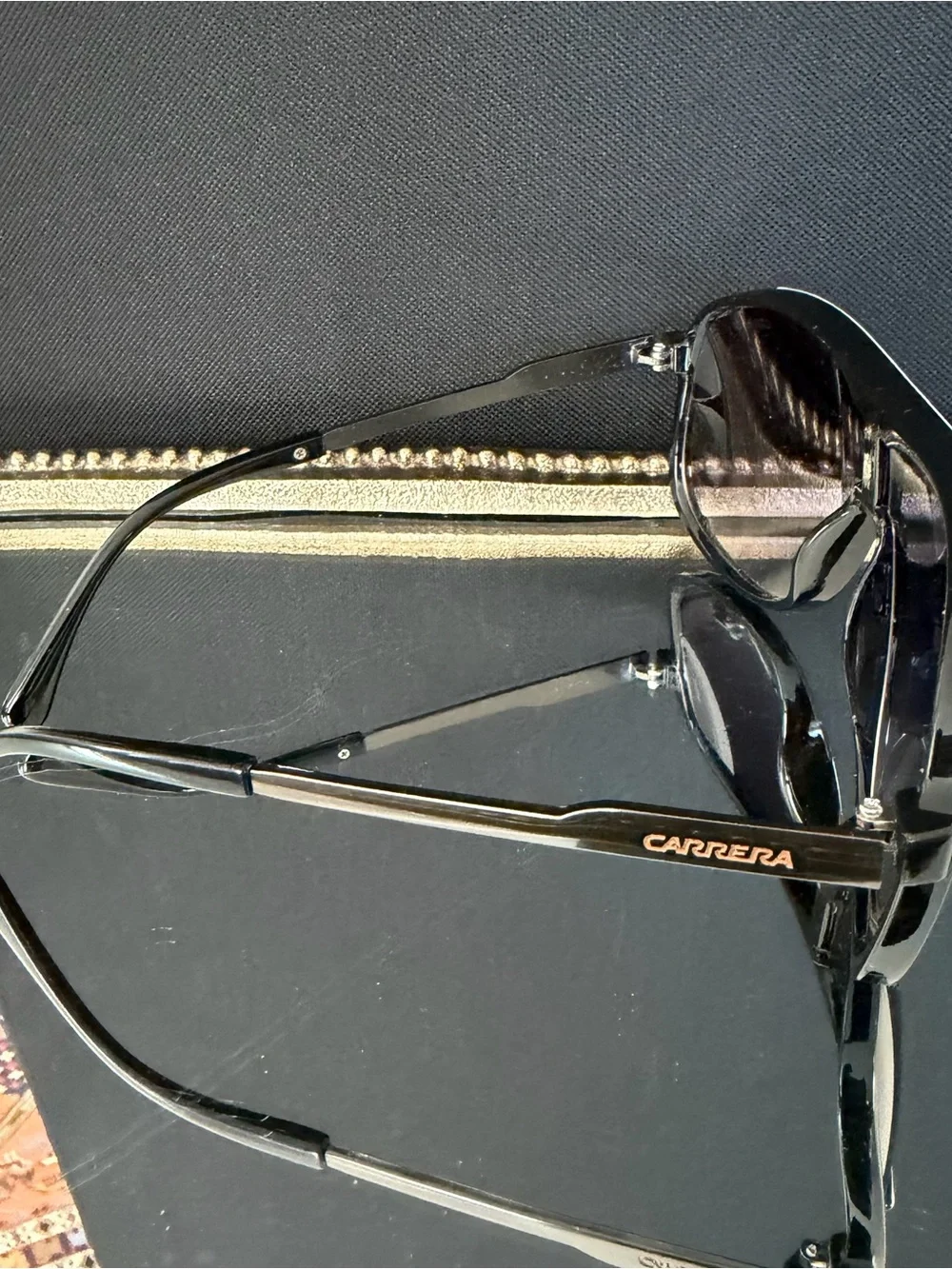 Carrera Men’s Black Gradient Aviator Sunglasses Black UV Protection Logo NWOT